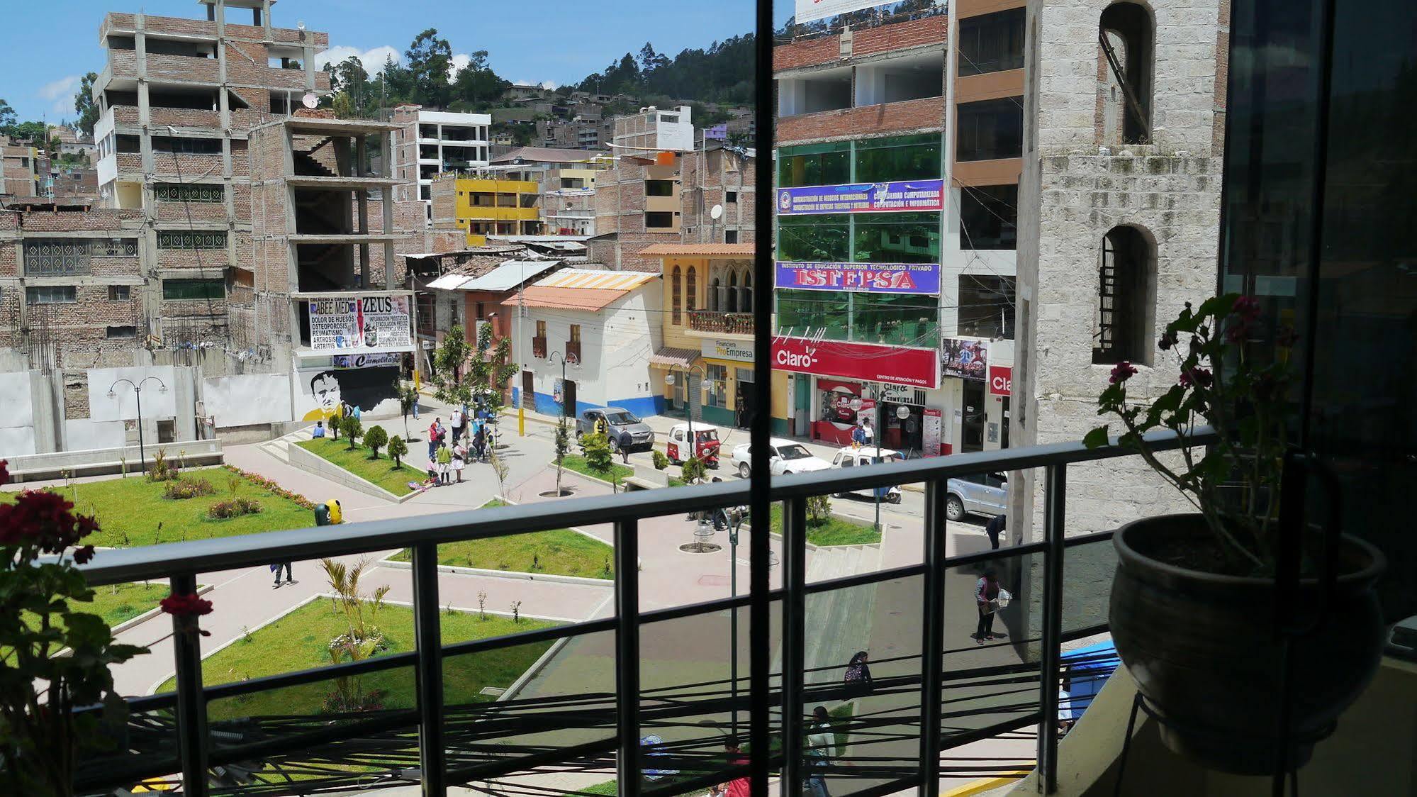 El Parque Hotel Andahuaylas Eksteriør bilde