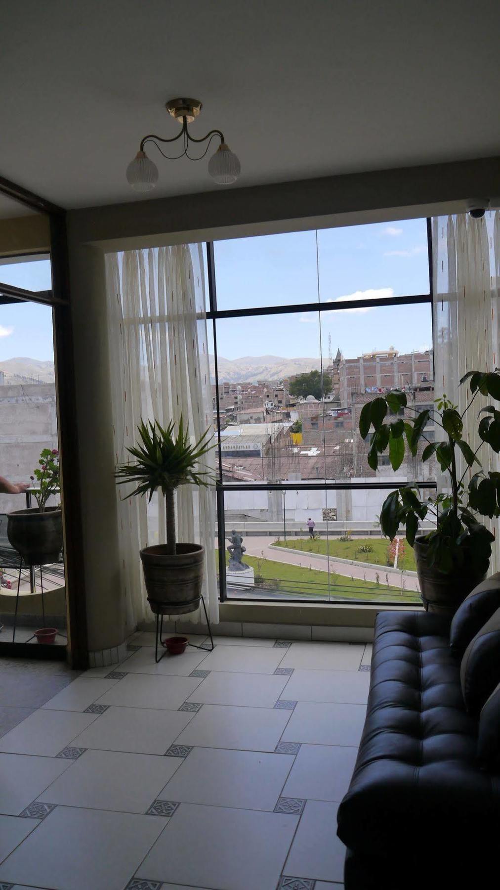 El Parque Hotel Andahuaylas Eksteriør bilde